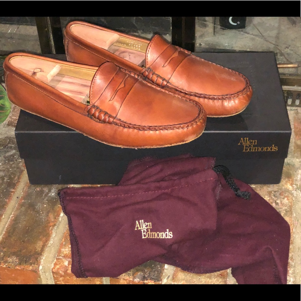 Allen Edmond Winthrop Loafers 9.5 D